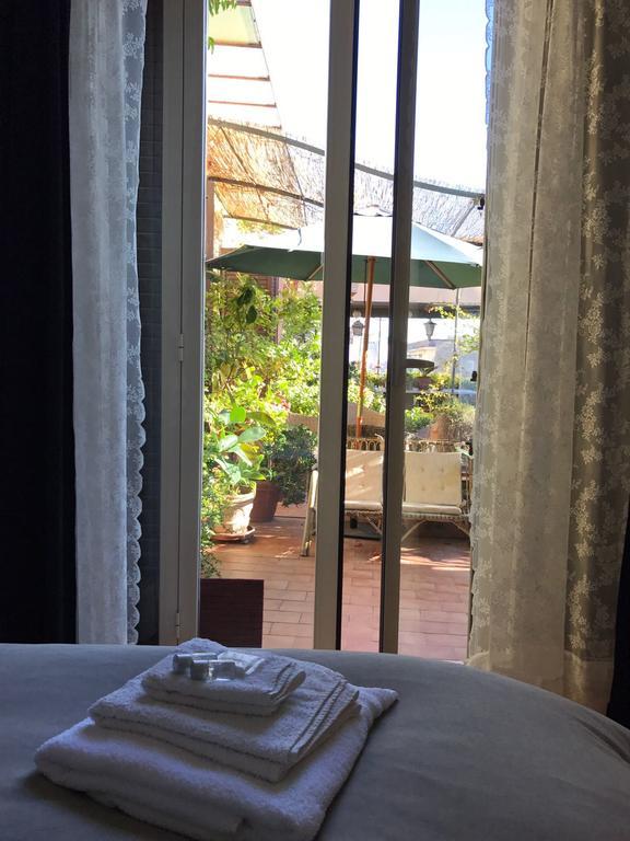 Terrazza Duomo Bed & Breakfast Napoli Ngoại thất bức ảnh